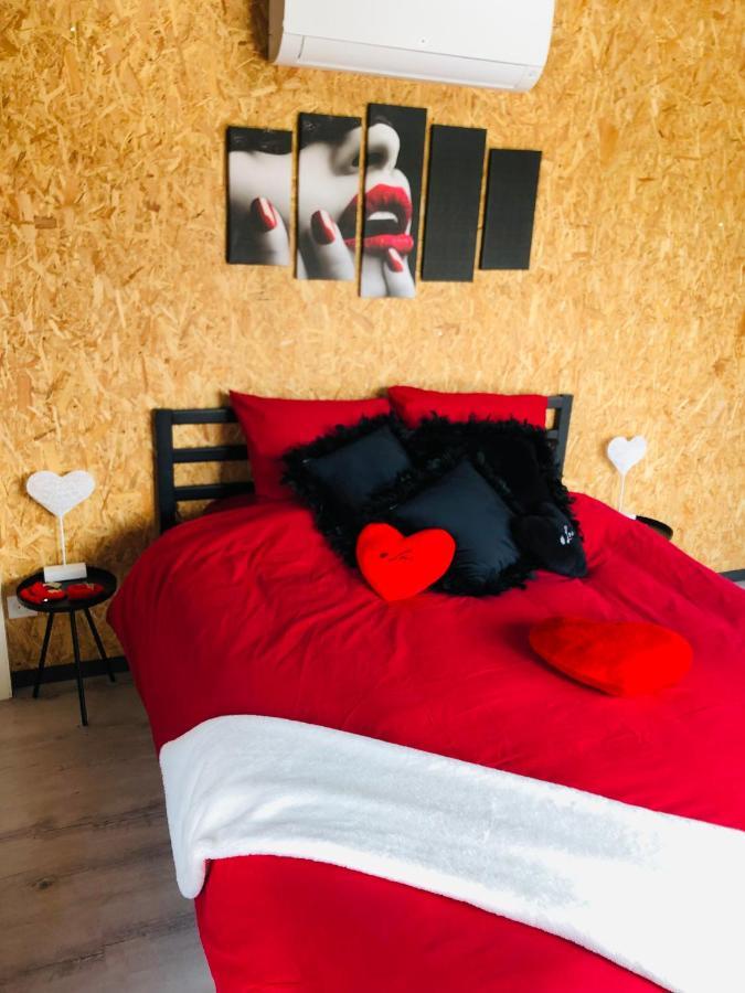 Mini Love Room Jacuzzi Privatif Urimenil Extérieur photo
