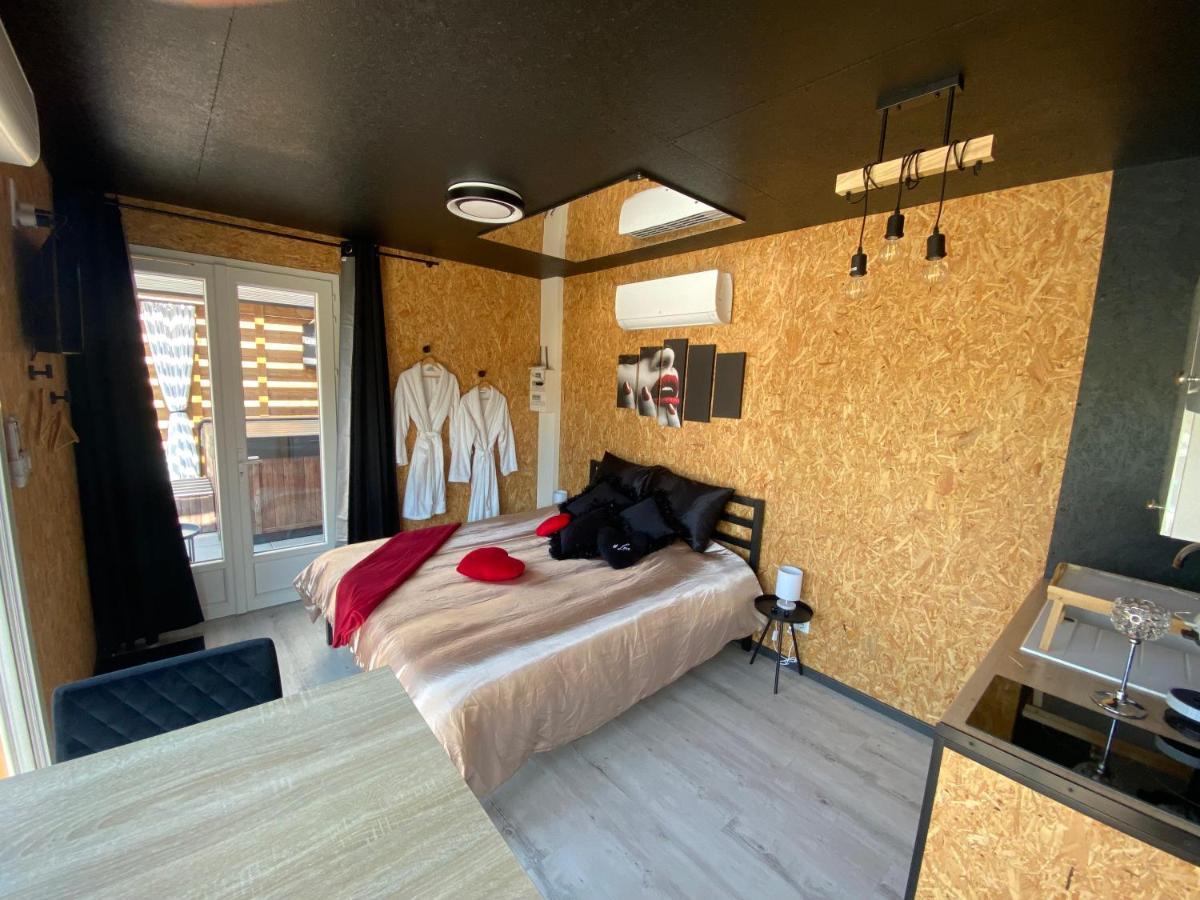 Mini Love Room Jacuzzi Privatif Urimenil Extérieur photo
